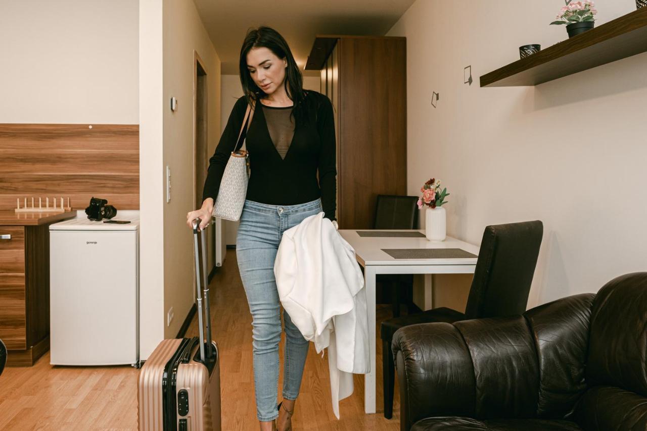 Flora Cozy Apartment براتسيلافا المظهر الخارجي الصورة